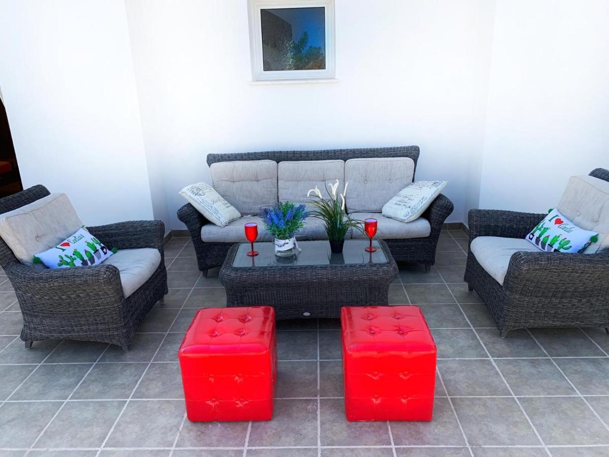 Villa Carilisto Big 4 Bedrooms In Center Of Agia Napa
